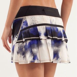 Lululemon Run: Pace Setter Skirt Size 6